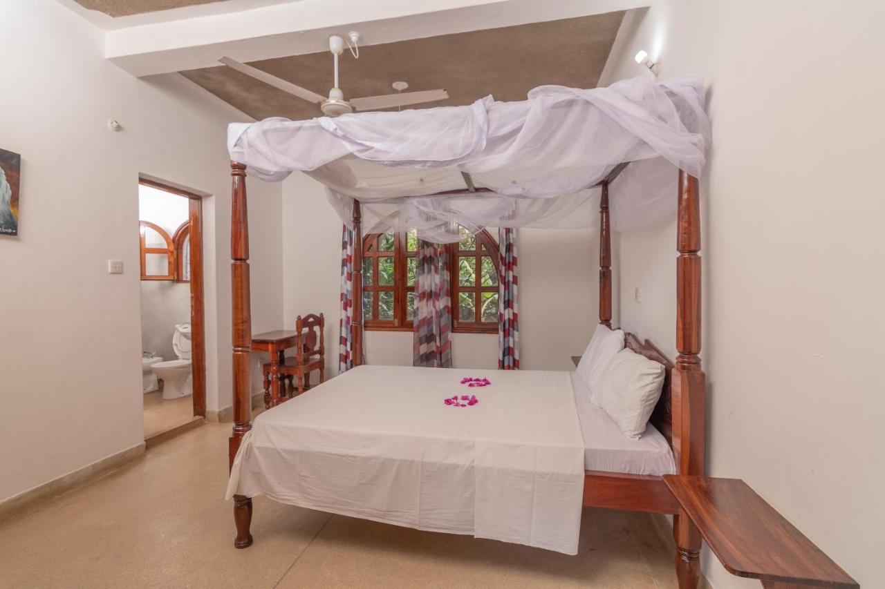 מאלינדי Joysvilla Family Holiday Home מראה חיצוני תמונה