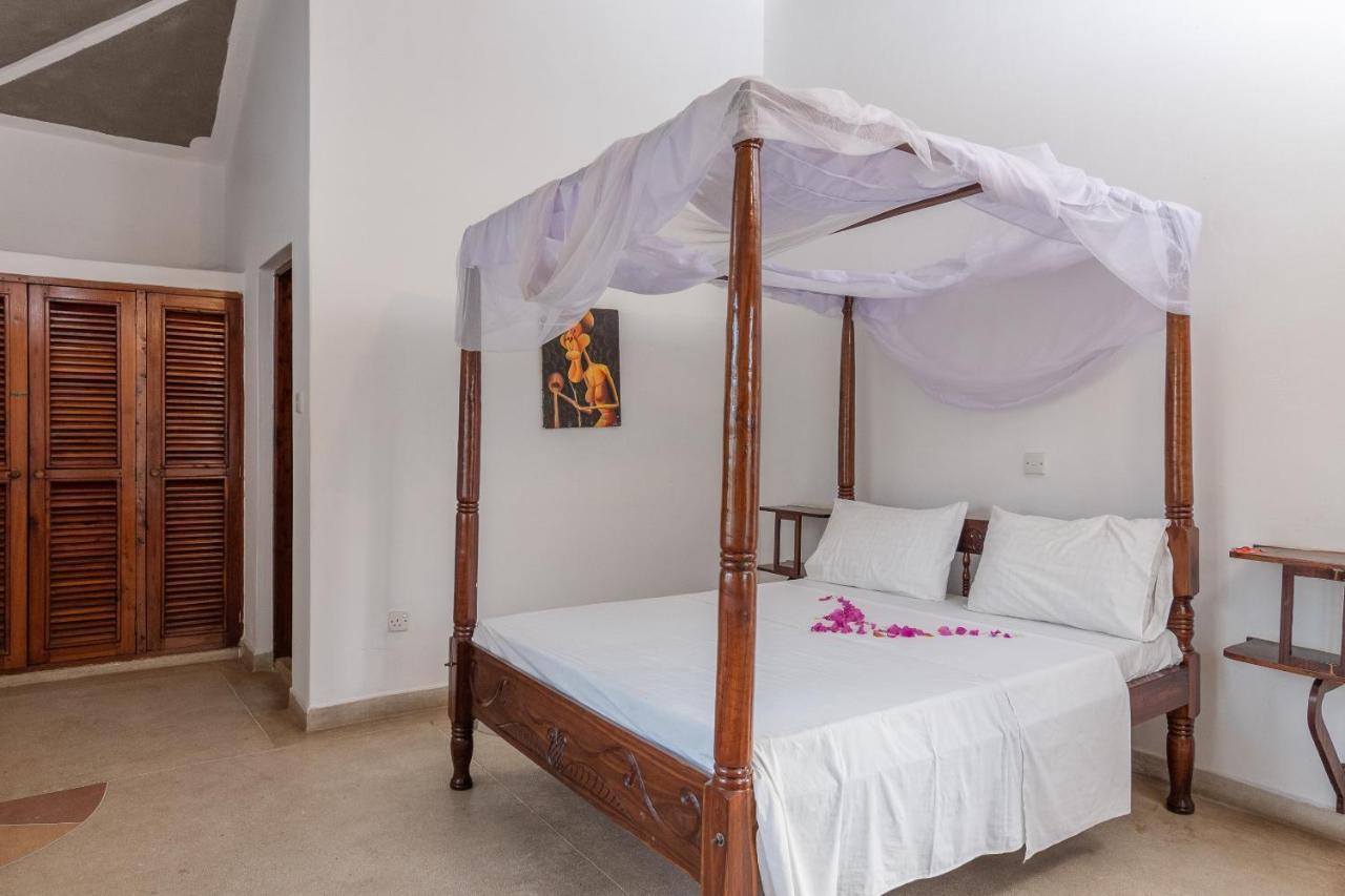 מאלינדי Joysvilla Family Holiday Home מראה חיצוני תמונה